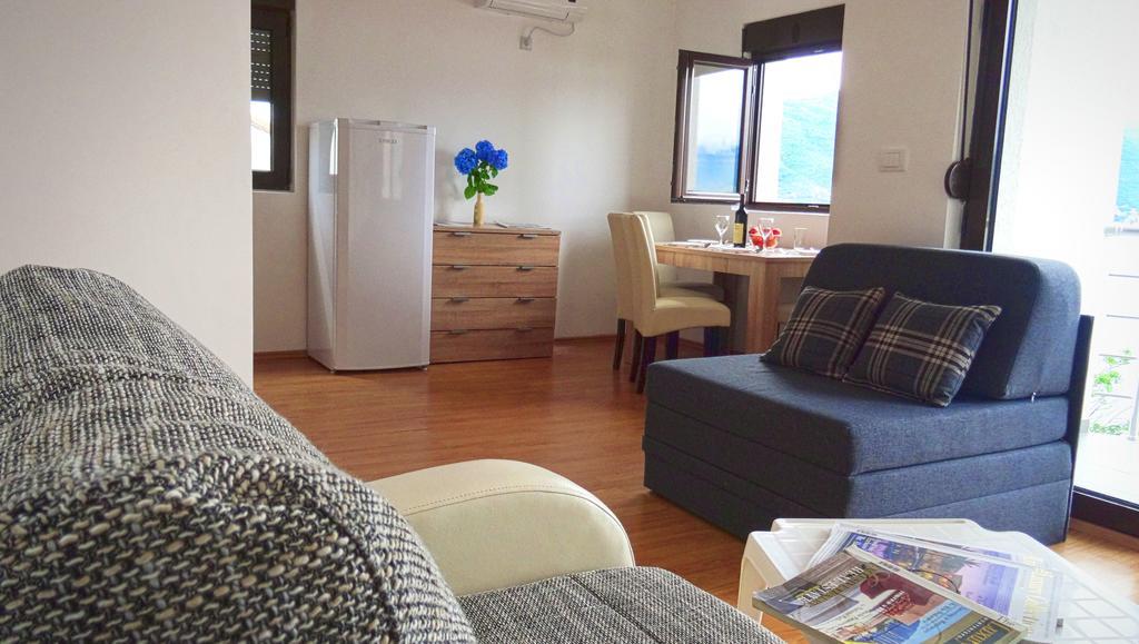 Blue Bay Apartments Krasići Luaran gambar